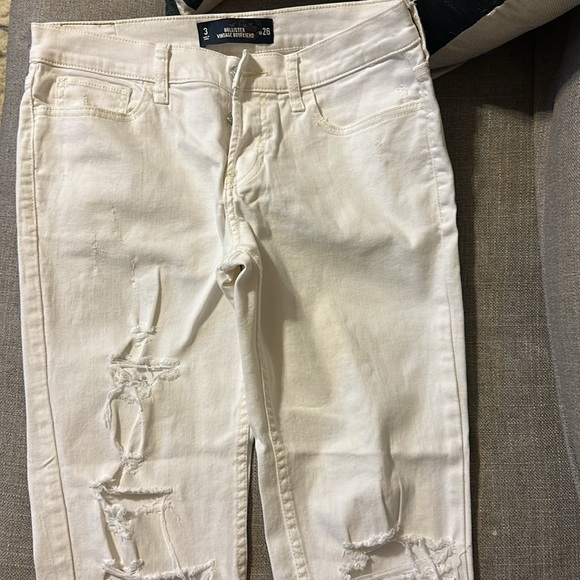 Hollister Vintage Boyfriend Denim Capris - Picture 2 of 6